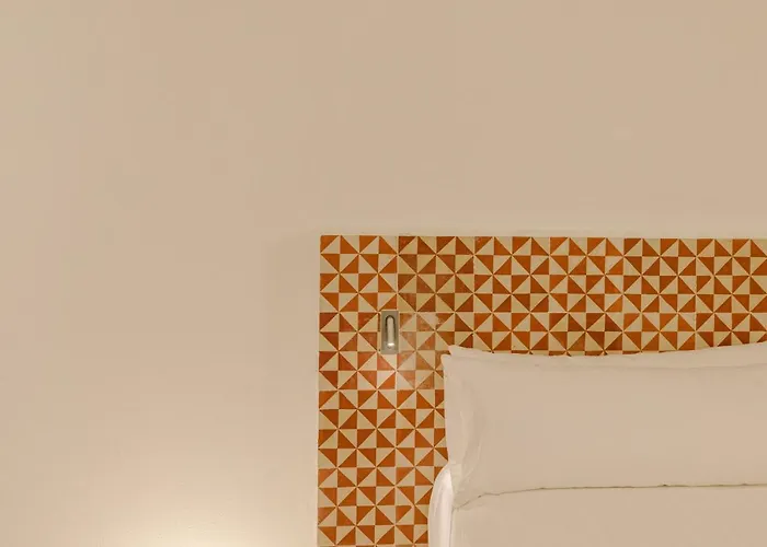 Flateli Santa Clara 12 Gerona